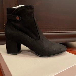 Franco Sarto suede boots